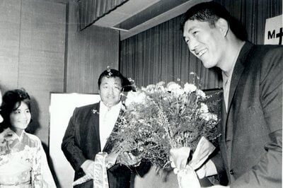 写真：【昭和～平成スター列伝】凱旋帰国の元祖はジャイアント馬場