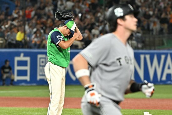 ６回、ダルベックに２発目を浴びたヤクルト・奥川恭伸
