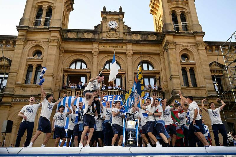 スペイン国王杯を制したレアル・ソシエダード（ロイター）