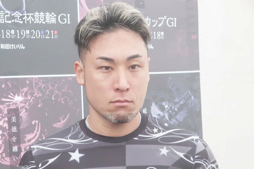 苦しみながらも決勝にたどり着いた郡司浩平