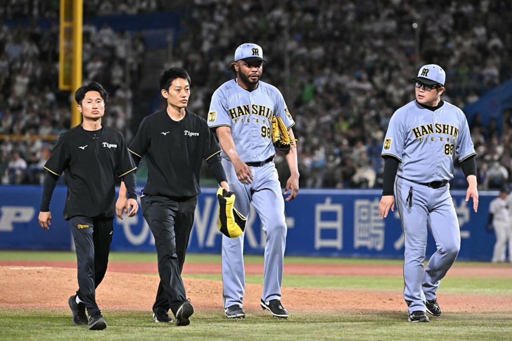 緊急降板したドリス