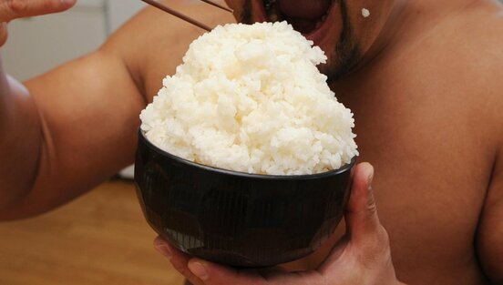 食欲の秋。山盛り白飯もモリモリ食べちゃいそう⁉