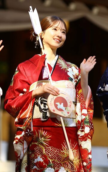 乃木神社で成人式を行った菅原咲月