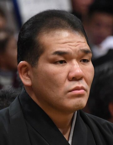  玉ノ井親方