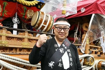 「「城東地車聯合春祭り」に参加した自民党大阪府支部連合会幹事長・しかた松男氏