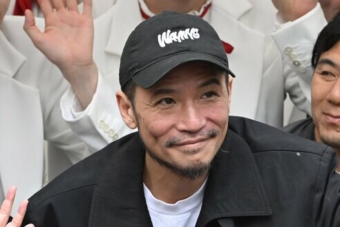 内田佳佑さま　専用　75/8 Zeebra 桑田佳祐は神様のような存在「カラオケで超サザン歌う