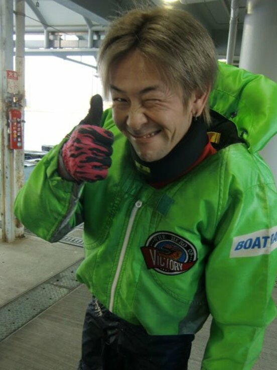 気合十分の谷川祐一