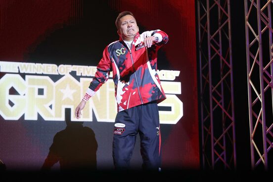 西山貴浩