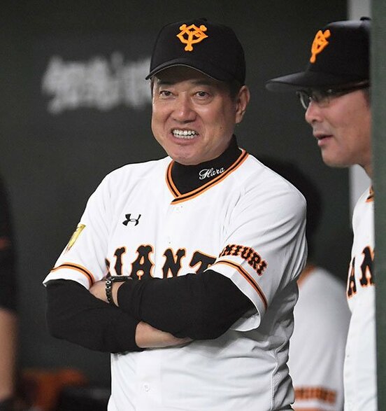  通算勝利数でミスターに肩を並べた原監督