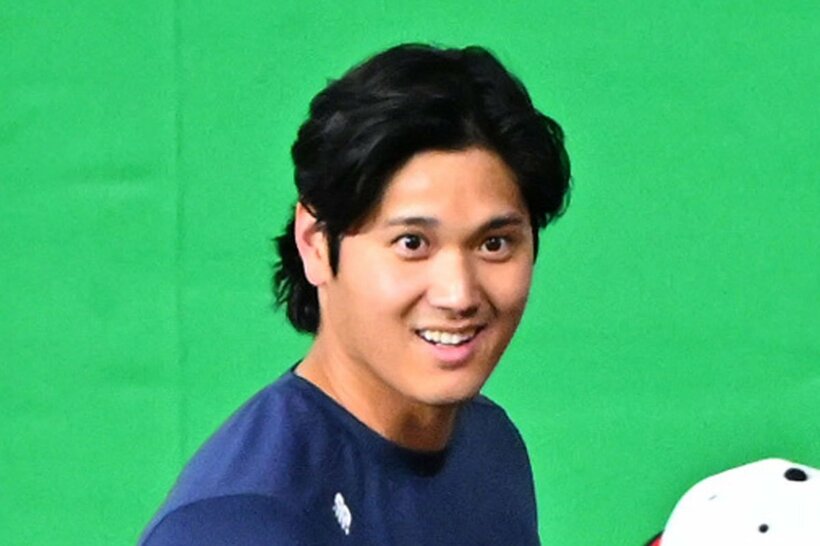 すっかり〝ロン毛化〟した大谷翔平