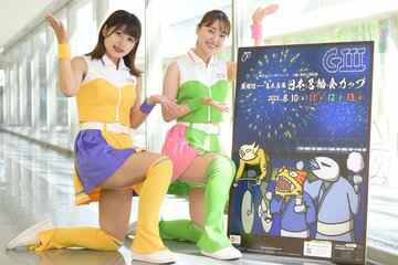 オーヴァルエンジェルの籠巻絵美理（左）と石井愛香が開催をＰＲ