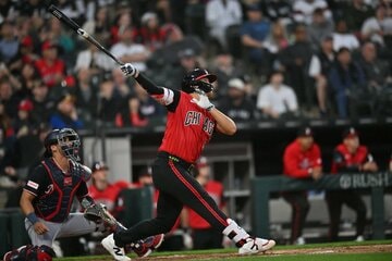 メジャートップに並ぶ１１号本塁打の村上宗隆（ロイター）