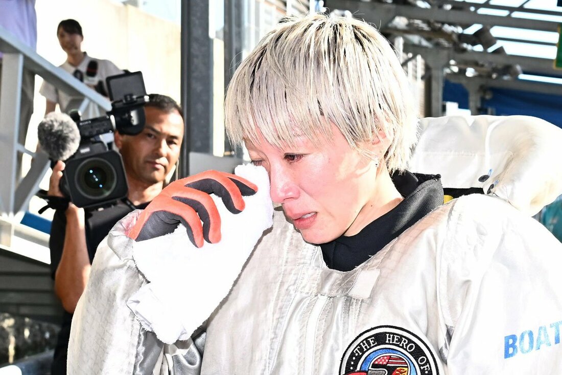 約11年ぶりのGⅠ優勝で、涙する川野芽唯