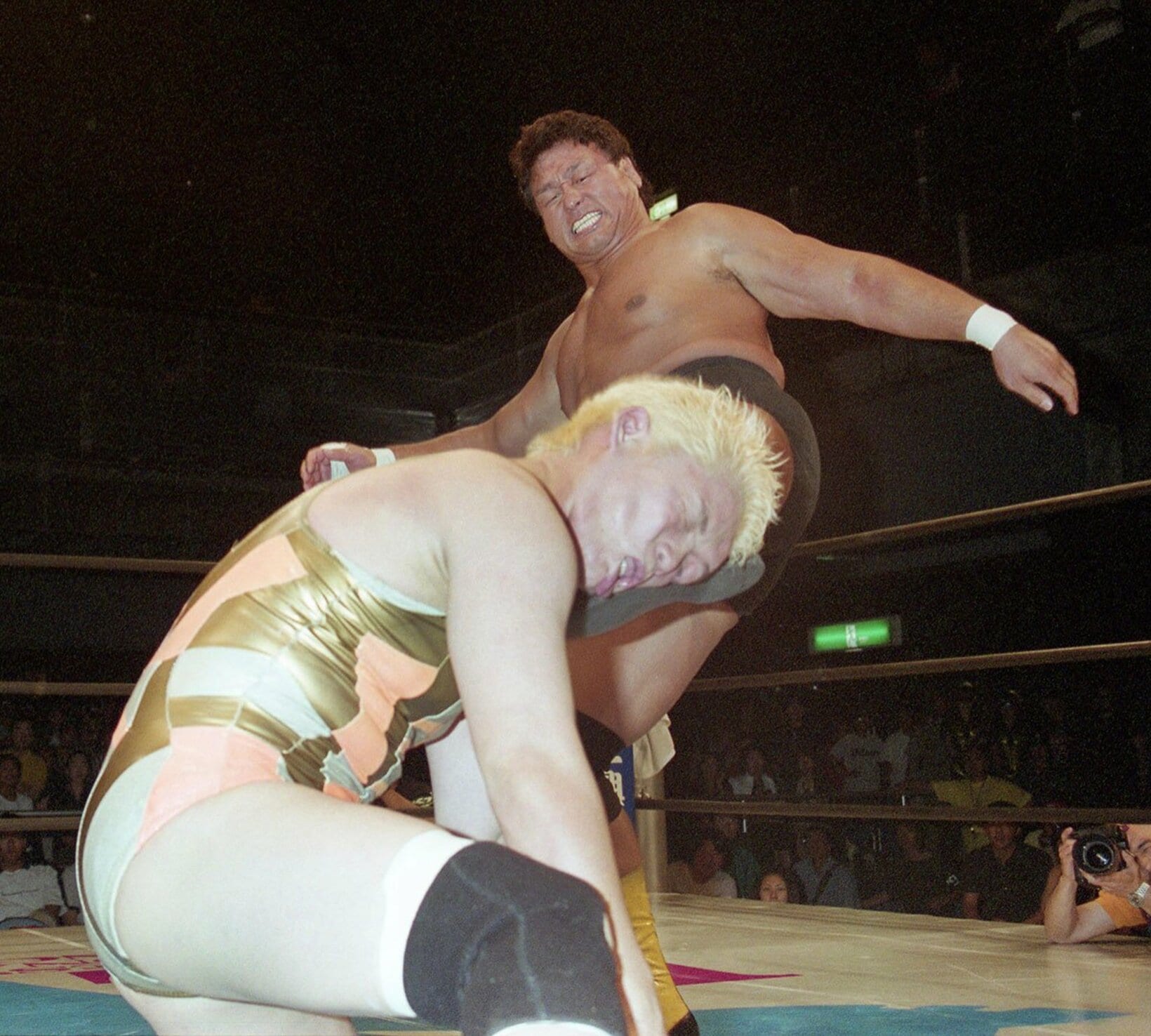 伝説の天龍 vs 神取（２０００年７月２日）
