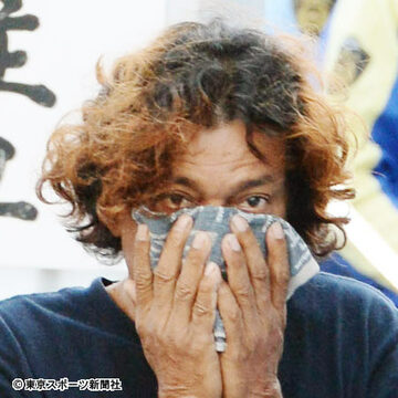 ローラの父・アル被告