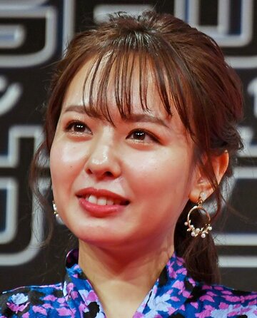  山田菜々
