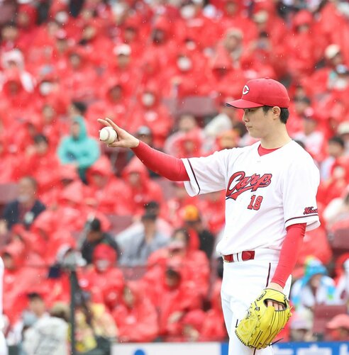 広島】森下暢仁 被安打12でも今季初白星「捉えられている感じは