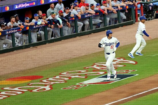 初回、先制点を挙げる大谷（ロイター）