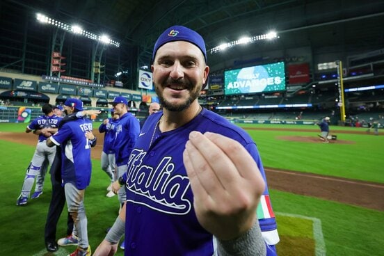 メキシコに勝利し喜び爆発のパスクアンティノ（ロイター）