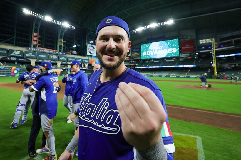 メキシコに勝利し喜び爆発のパスクアンティノ（ロイター）