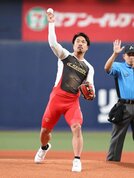 【オリックス】古性優作が始球式「審判さんが競輪ファンということで話し掛けてくれたので、かなり緊張感が和らいだ」