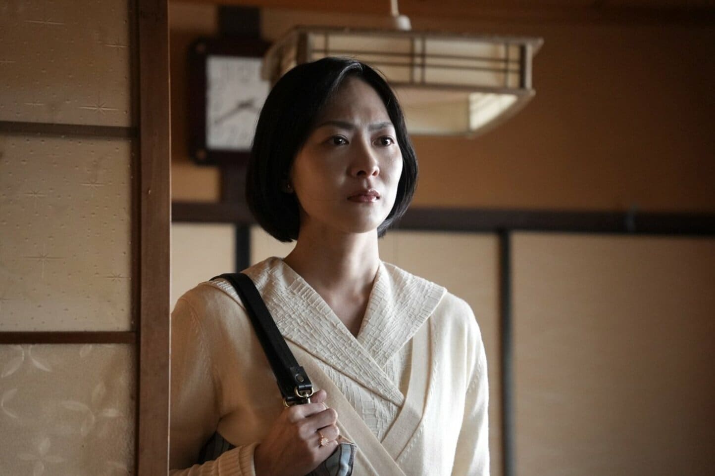 主人公・白井葵の回想シーンに登場する母を演じる谷村美月（提供写真）