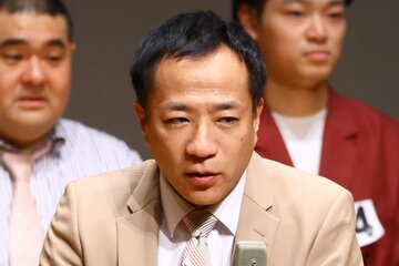 ナイツ塙