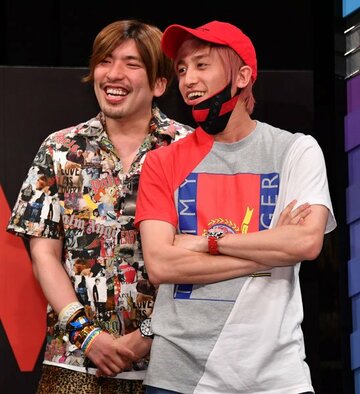  「ＥＸＩＴ」のりんたろー。（左）と兼近