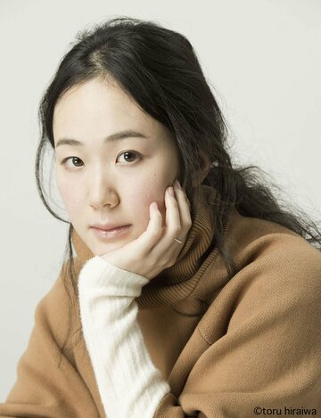 源倫子役を演じる黒木華