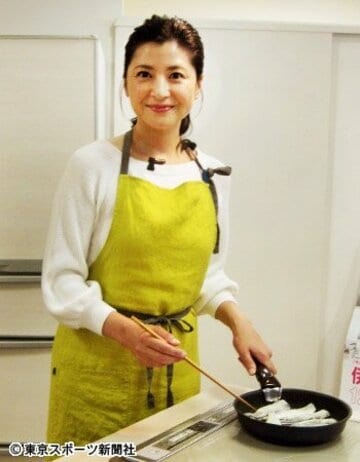 ダイエット本の出版記念取材会を行った伊藤かずえ