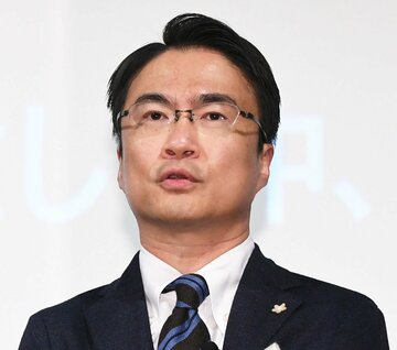  乙武氏（東スポWeb）