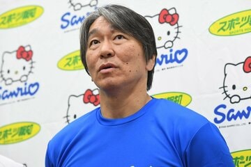 イベント終了後に囲み取材に応じた松井秀喜氏