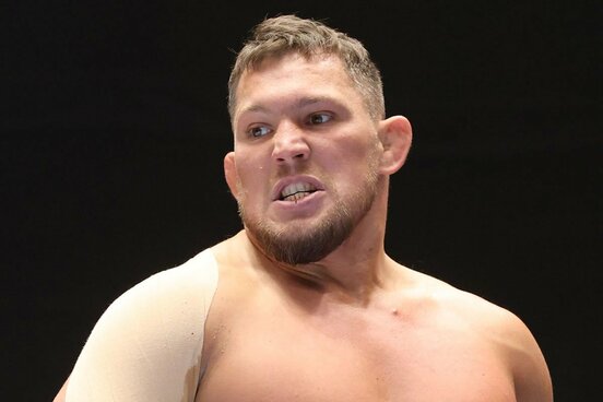 YutoーIceと肉弾戦を繰り広げたボルチン・オレッグ