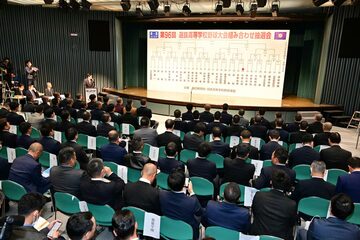 組み合わせ抽選会で初戦のカードが決定した