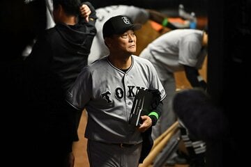 ２勝目を挙げた巨人・橋上秀樹監督代行