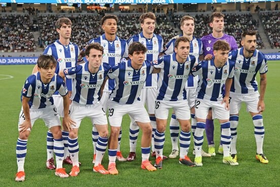 昨年５月には来日し、親善試合試合も行ったMF久保建英(左端)らレアル・ソシエダードの面々だが…