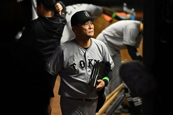 2勝目を挙げた巨人・橋上秀樹監督代行