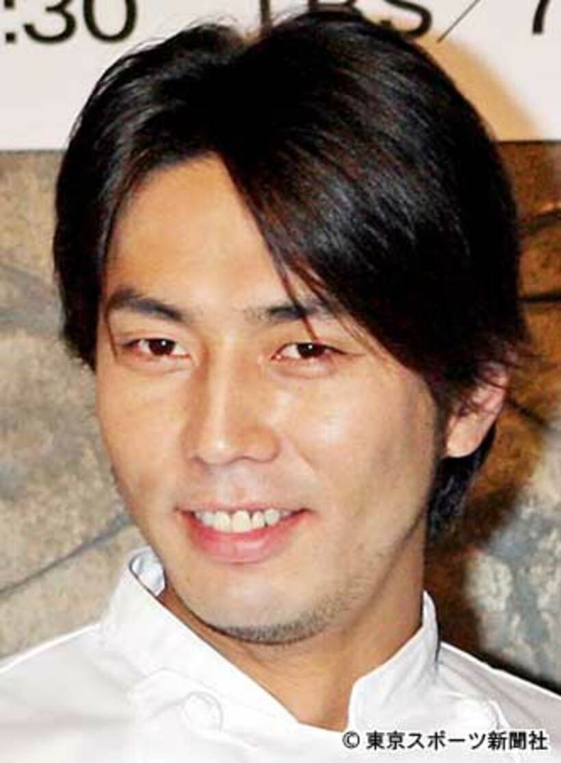  袴田吉彦