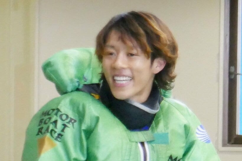 初日を１、３着にまとめた篠原飛翔