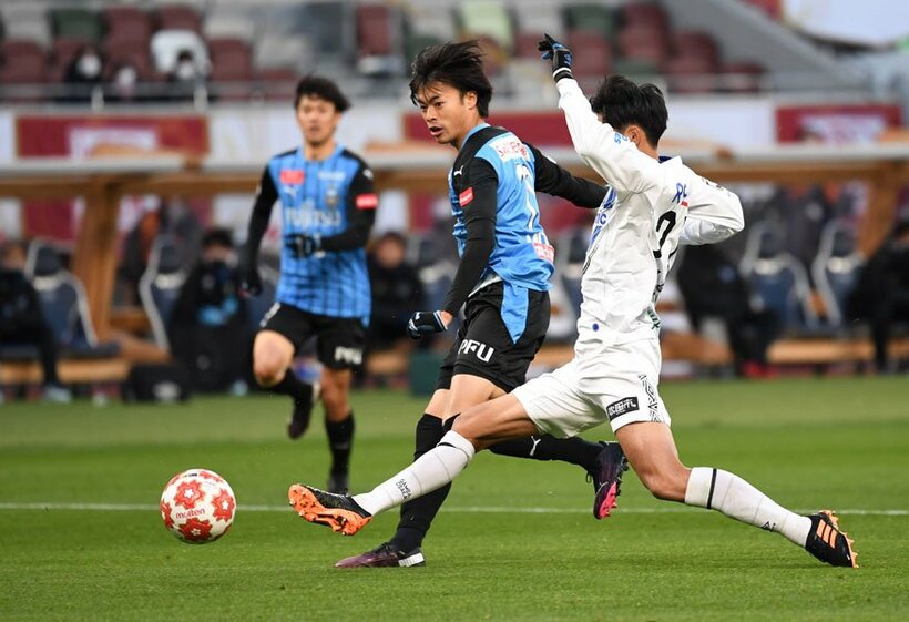  大舞台での強さを見せつけた川崎・ＭＦ三笘薫(中)