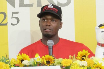 優勝会見に臨んだソフトバンク・モイネロ