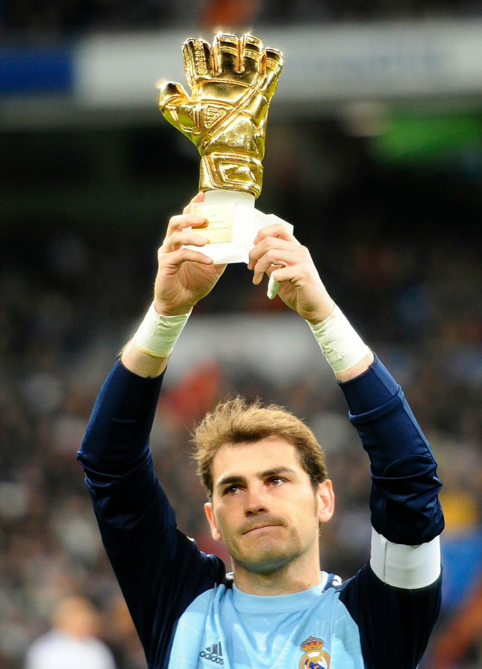 ２０１０年南アフリカＷ杯はスペインが初優勝。ＧＫイケル・カシージャスはゴールデングローブ賞を獲得した（ロイター）