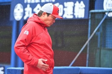 救援陣だけではなく、野手陣に不安材料を抱える広島・新井監督