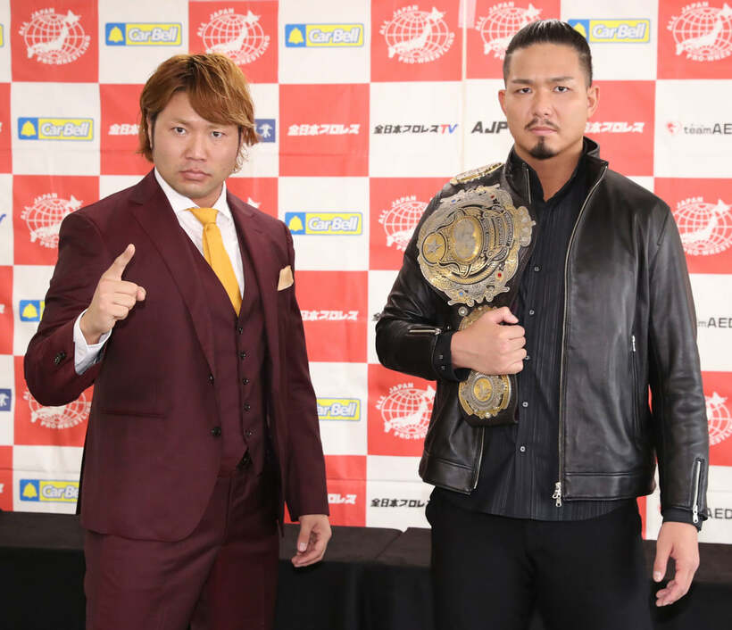  宮原健斗（左）とジェイク・リー(東スポWeb)