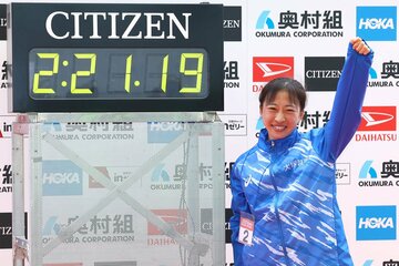 日本歴代１０位の２時間２１分１９秒で２位になった小林香菜