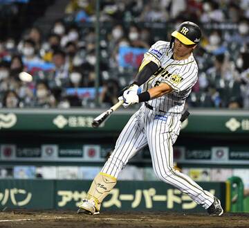  ５回、２ランを放った佐藤輝