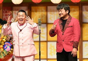 ダイノジの大谷ノブ彦(右)と大地洋輔