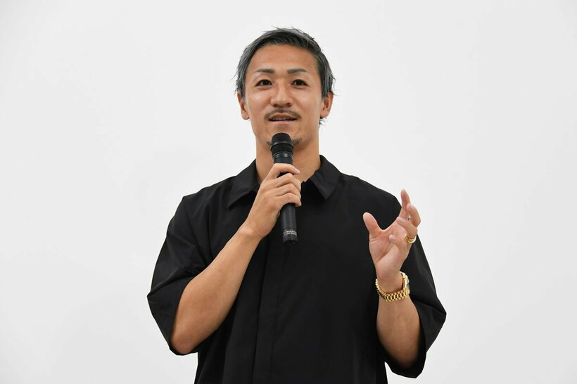 自叙伝の発売記念イベントに出席した前田大然