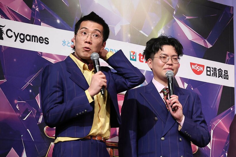 Ｍ－1決勝進出を決めたヤーレンズの楢原真樹（左）と出井隼之介