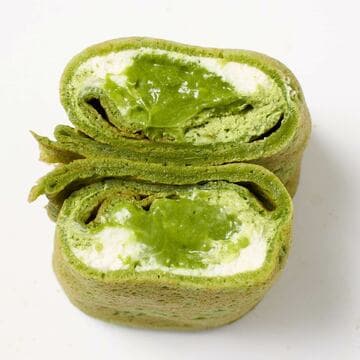 ３種のクリームをロール